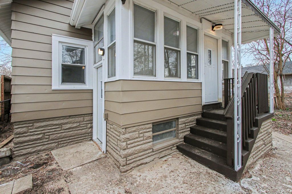 Photo of 4471 Massachusetts Street, Gary, IN 46409 (MLS # 835935)