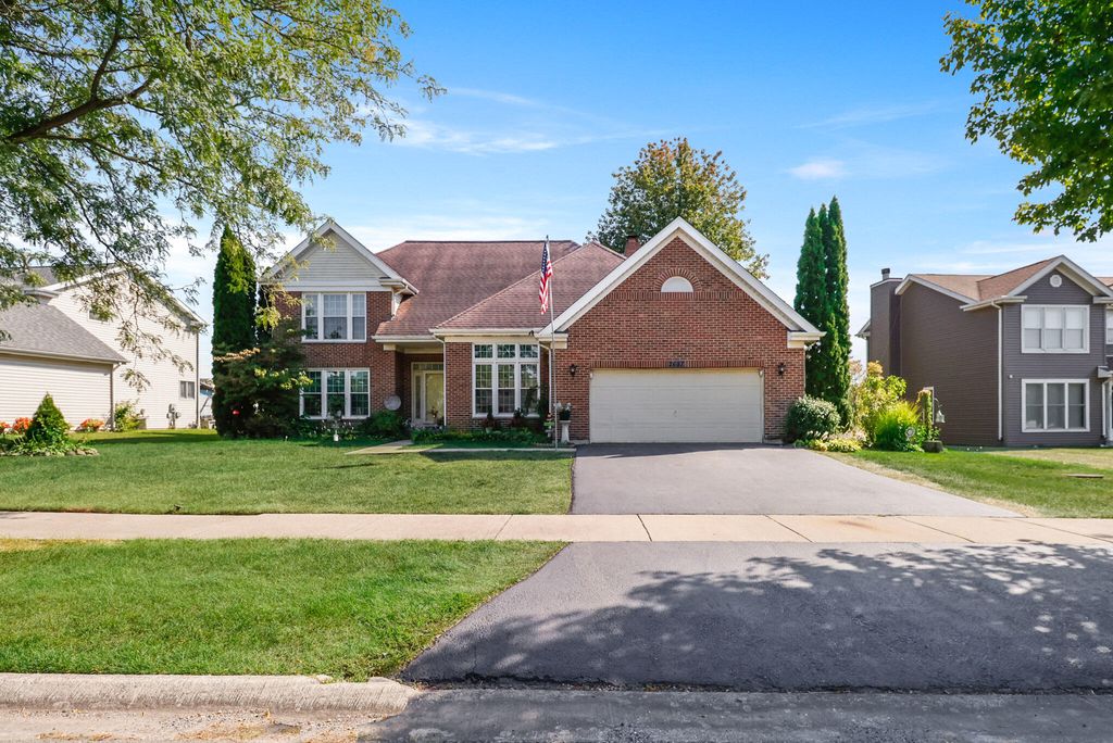 Photo of 2697 W 85th Avenue, Merrillville, IN 46410 (MLS # 830543)