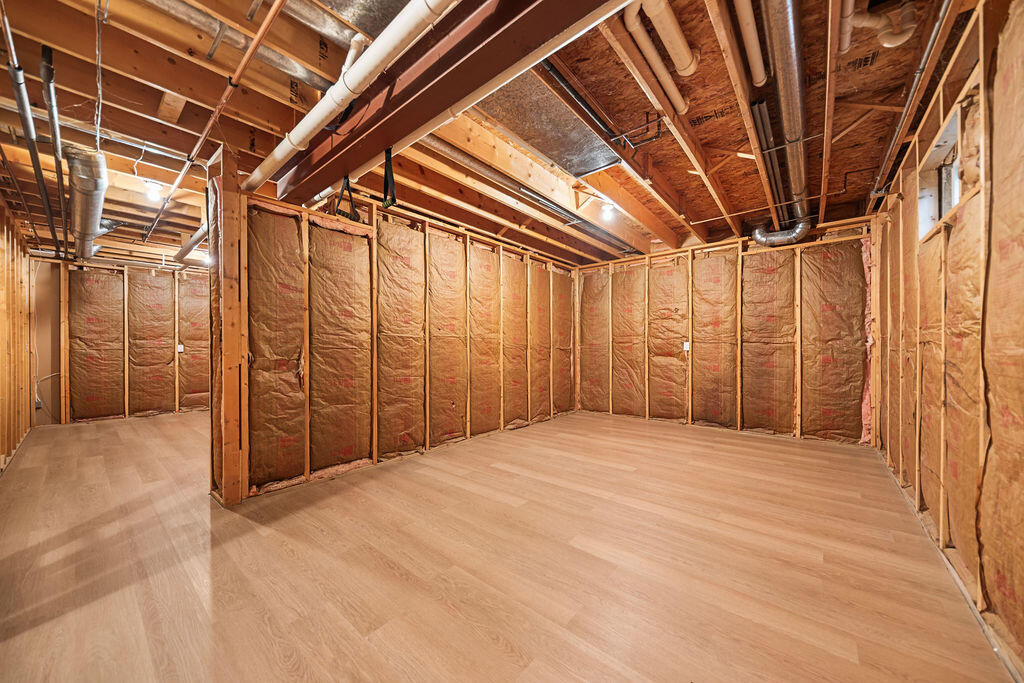 Crown Point, Indiana 46307, United States, 4 Bedrooms Bedrooms, ,3 BathroomsBathrooms,Residential,Active,145084