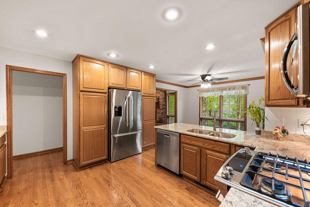 Crown Point, Indiana 46307, United States, 4 Bedrooms Bedrooms, ,3 BathroomsBathrooms,Residential,Active,145084