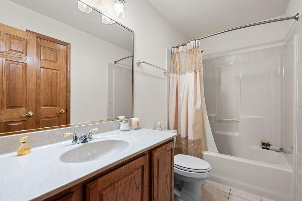 Crown Point, Indiana 46307, United States, 4 Bedrooms Bedrooms, ,3 BathroomsBathrooms,Residential,Active,145084