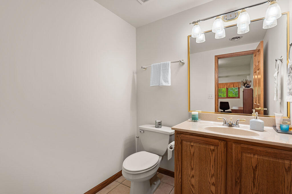 Crown Point, Indiana 46307, United States, 4 Bedrooms Bedrooms, ,3 BathroomsBathrooms,Residential,Active,145084