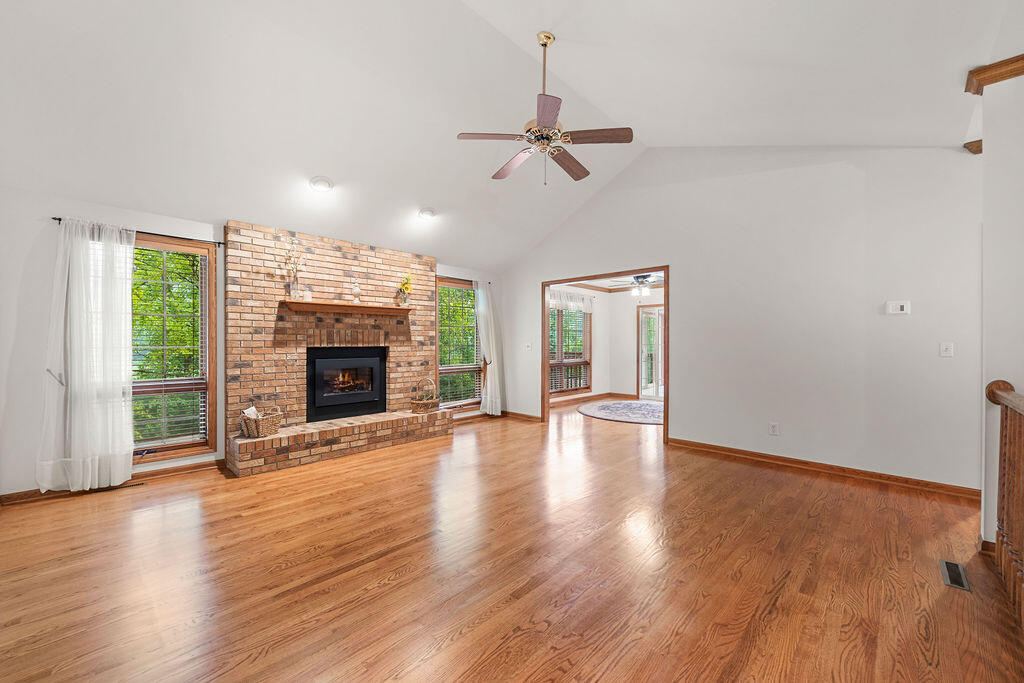 Crown Point, Indiana 46307, United States, 4 Bedrooms Bedrooms, ,3 BathroomsBathrooms,Residential,Active,145084