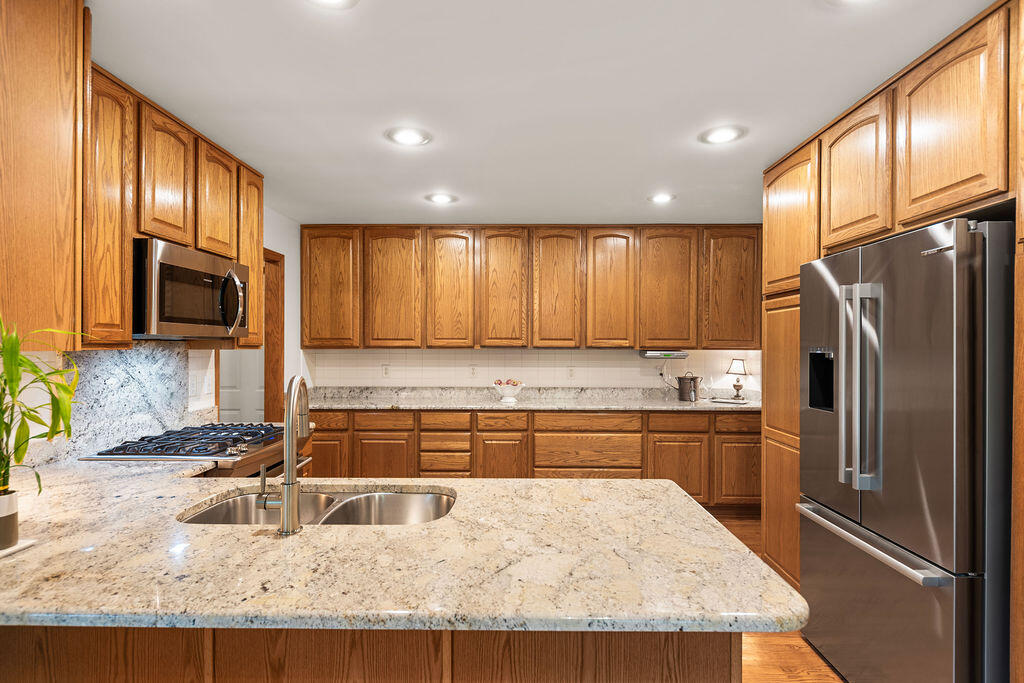 Crown Point, Indiana 46307, United States, 4 Bedrooms Bedrooms, ,3 BathroomsBathrooms,Residential,Active,145084