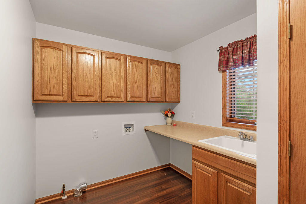 Crown Point, Indiana 46307, United States, 4 Bedrooms Bedrooms, ,3 BathroomsBathrooms,Residential,Active,145084