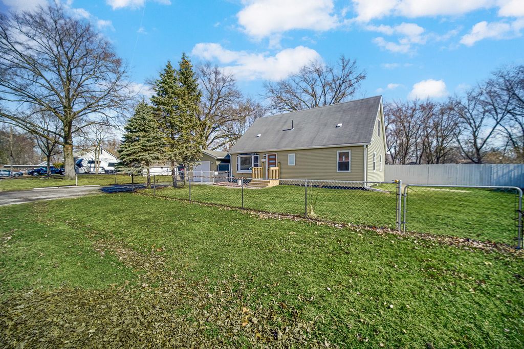 Photo of 2495 Hancock Street, Lake Station, IN 46405 (MLS # 834670)