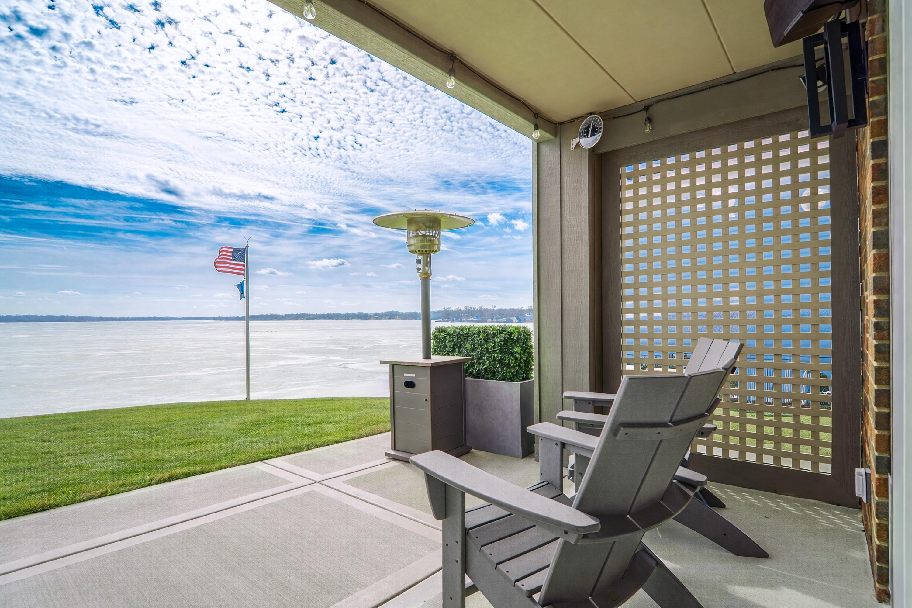 8127 Lake Shore Drive 1