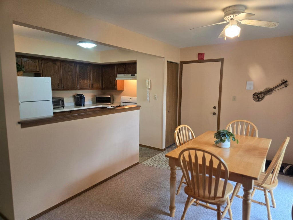 Photo of 332 Summit Park Court S, Crown Point, IN 46307 (MLS # 842860)
