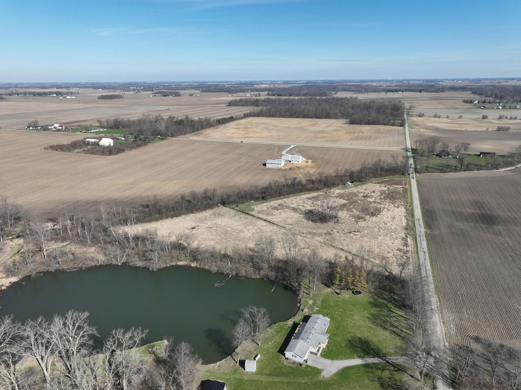 Photo of 10 W North Street, Anderson, IN 46017 (MLS # 836118)