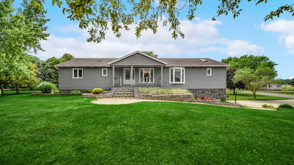 Photo of 1044 S Ruth Avenue, La Porte, IN 46350 (MLS # 840400)