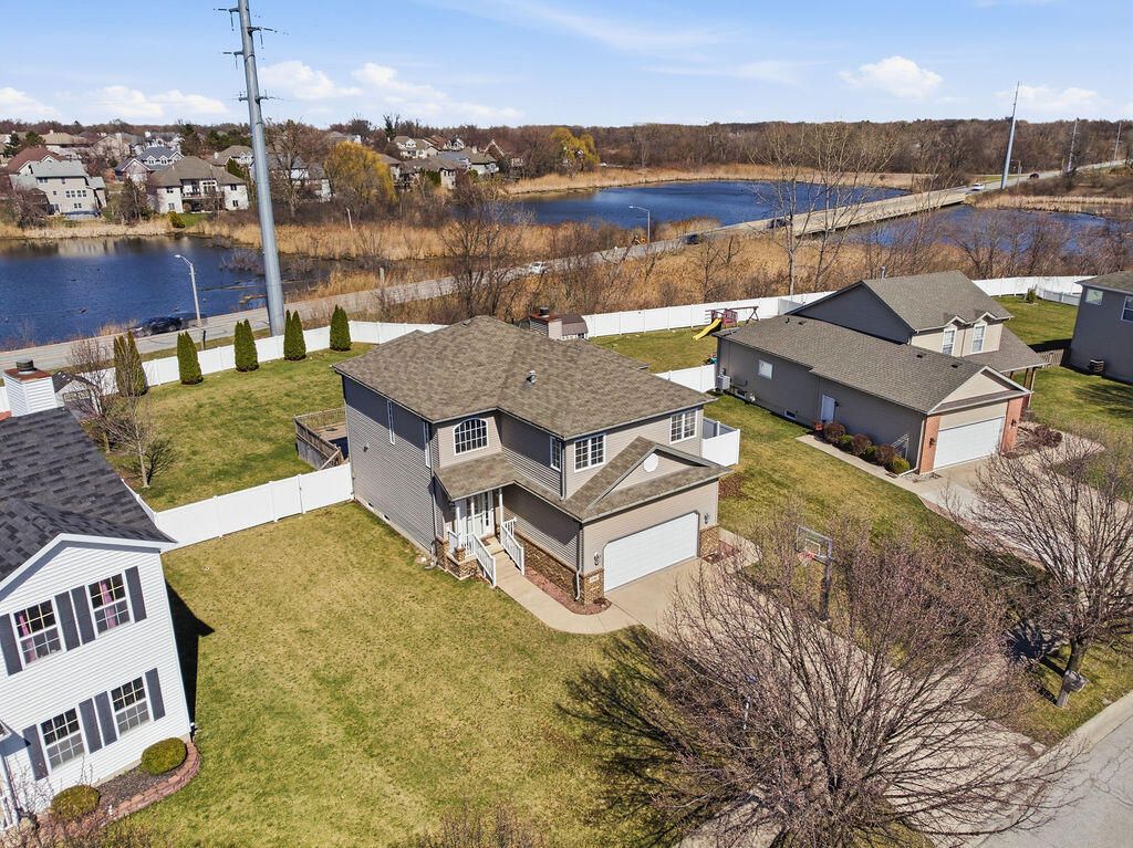 Photo of 1216 Saratoga Avenue, Schererville, IN 46375 (MLS # 836195)