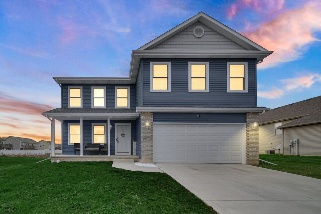 Photo of 6870 Wallace Street, Merrillville, IN 46410 (MLS # 830723)