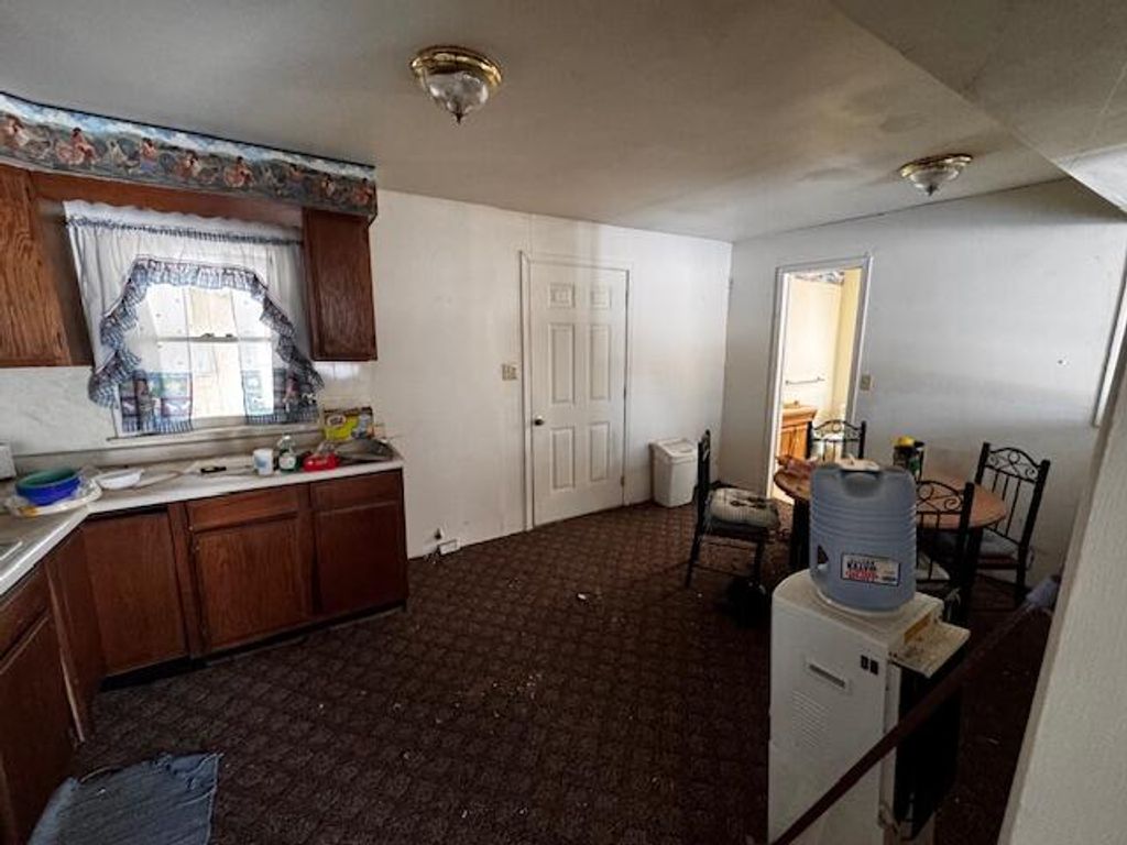 Photo of 304 E Jackson Road, Chesterton, IN 46304 (MLS # 831957)