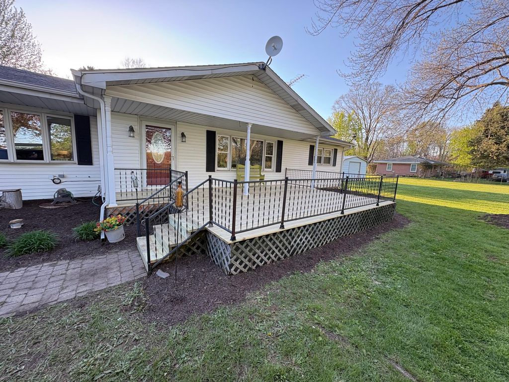 Photo of 5068 Us-35, La Porte, IN 46350 (MLS # 837620)