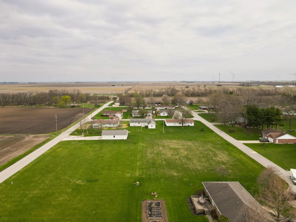 Photo of 6 E Brook Street, Goodland, IN 47948 (MLS # 836649)