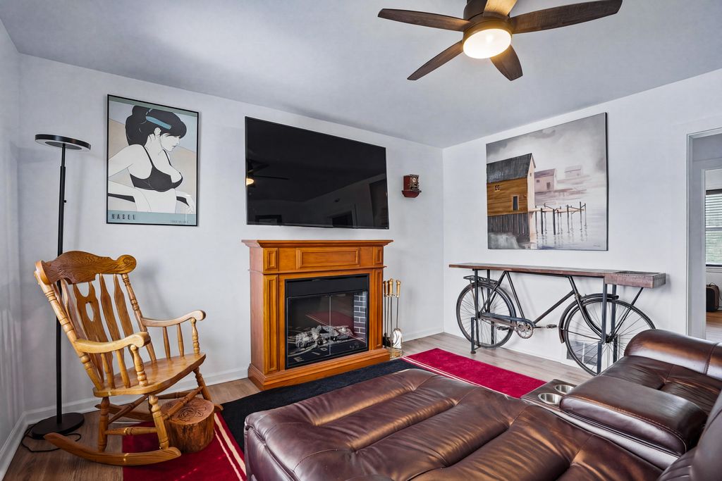 Photo of 1216 W 37th Place, Hobart, IN 46342 (MLS # 836521)