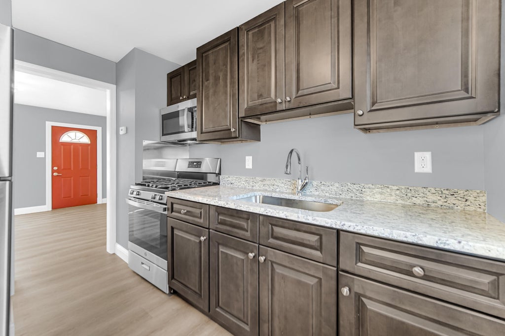 Photo of 7322 Jarnecke Avenue, Hammond, IN 46324 (MLS # 847208)