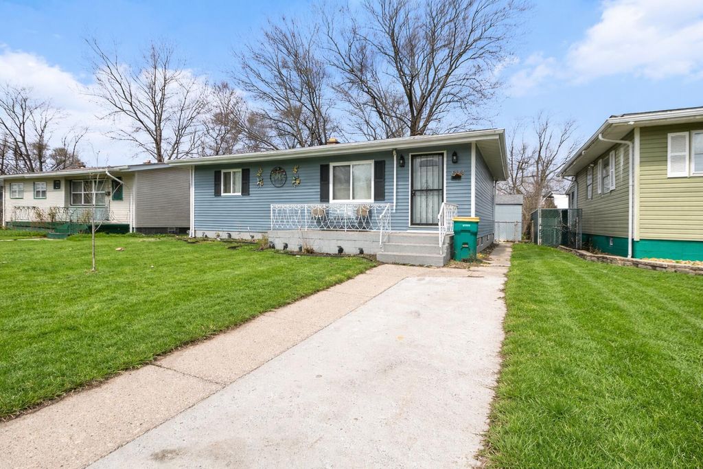 Photo of 1272 E 36th Place, Gary, IN 46409 (MLS # 836291)