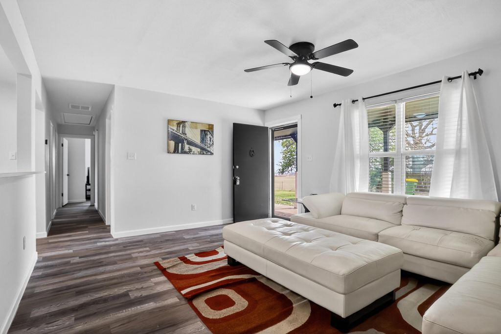 Photo of 2539 Martha St, Highland, IN 46322 (MLS # 835098)