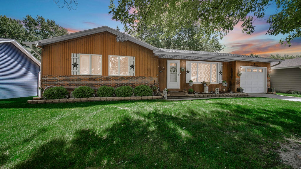 Photo of 72 Maple Court, Hebron, IN 46341 (MLS # 840155)
