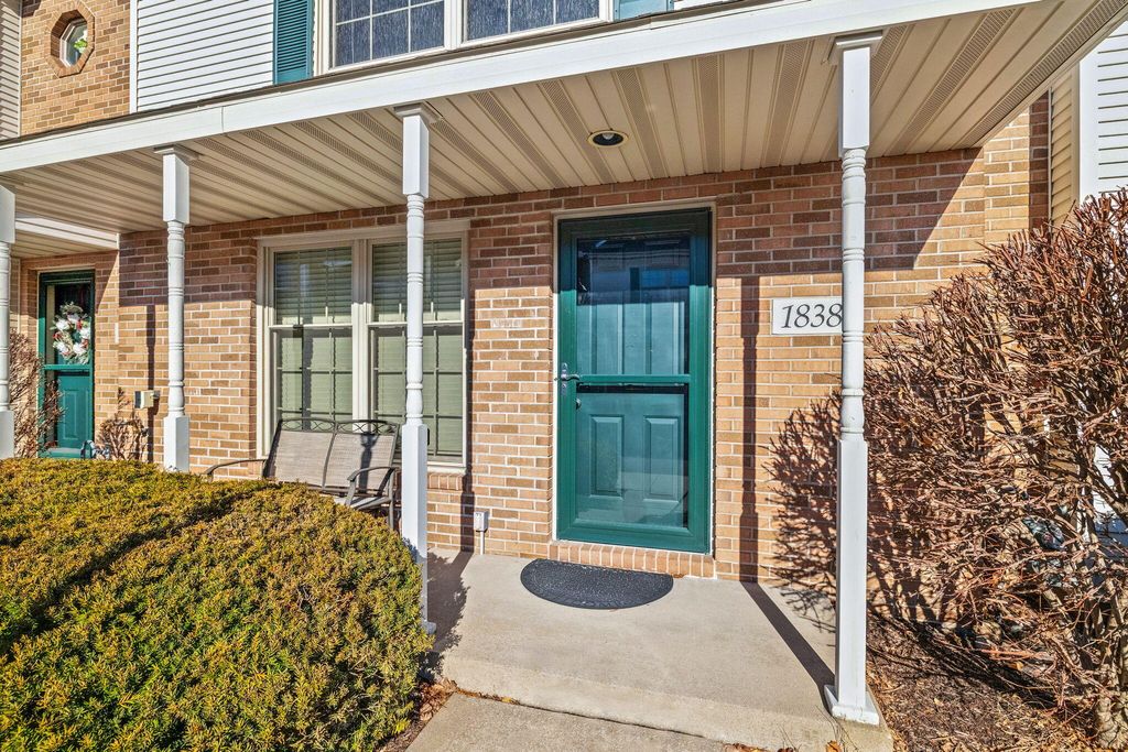 Photo of 1838 Golden Oak Court, Crown Point, IN 46307 (MLS # 832802)