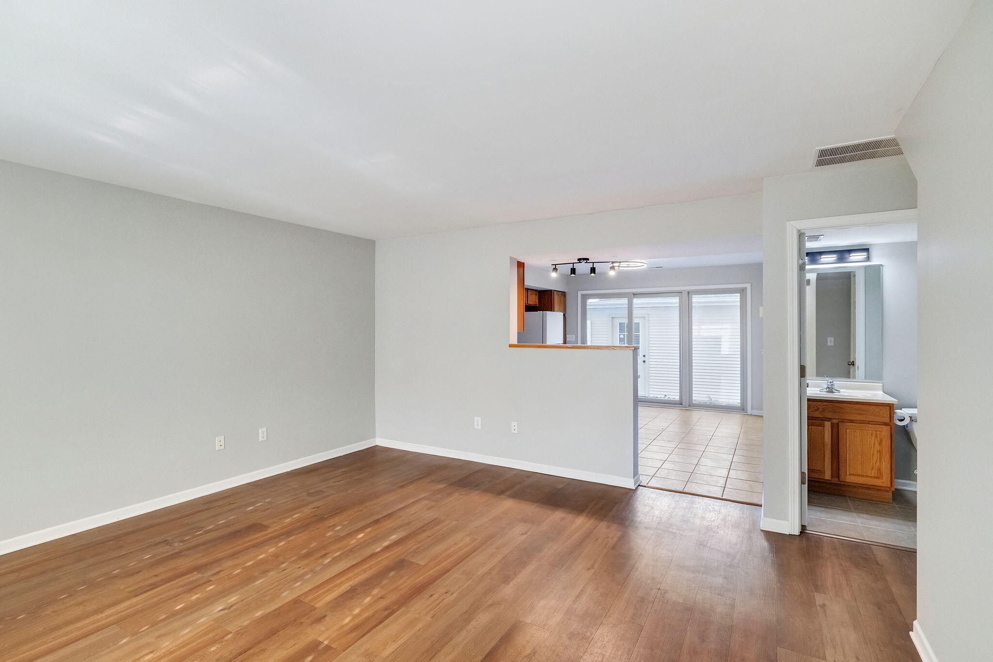 1838 Golden Oak Court