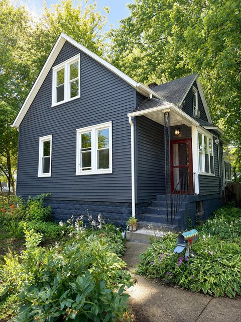 Photo for 6101 E 6th Place