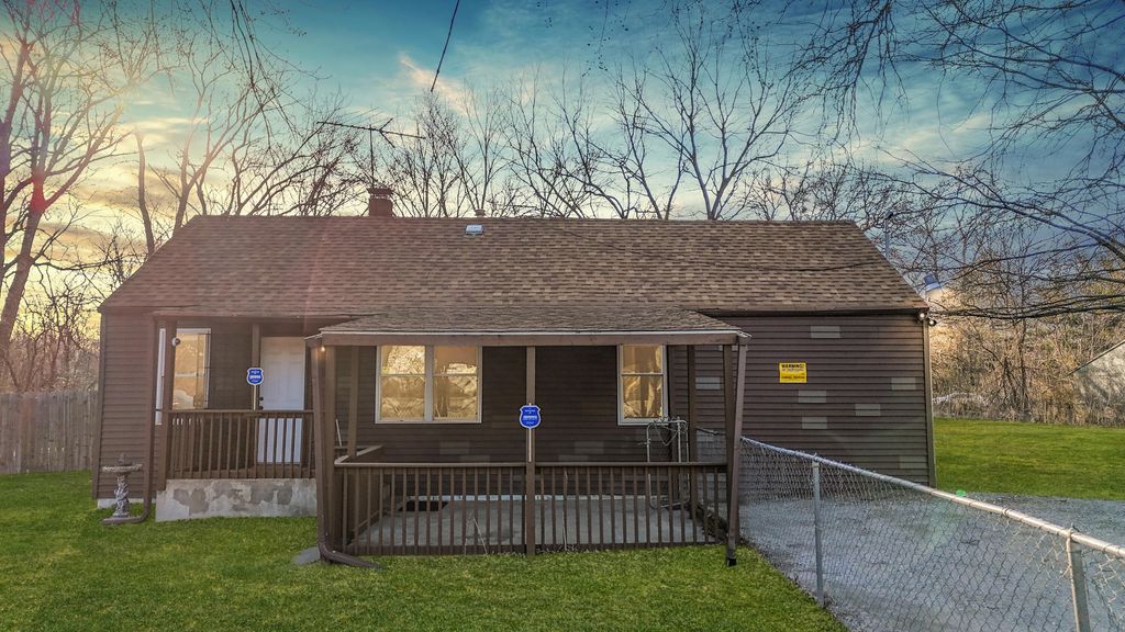 Photo of 2320 Burr Street, Gary, IN 46406 (MLS # 835248)