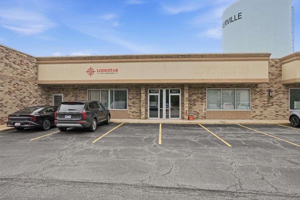 Photo of 8025 Wicker Avenue #B, Saint John, IN 46373 (MLS # 835206)