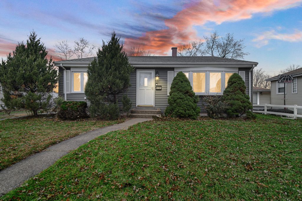 Photo of 3107 Eder Street, Highland, IN 46322 (MLS # 835160)