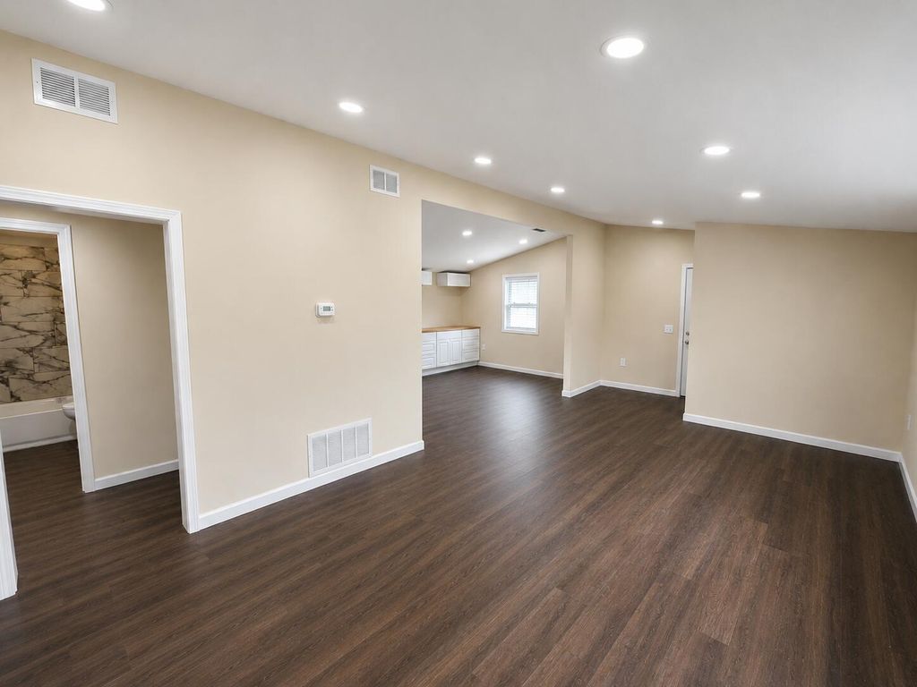 Photo of 12704 Whitcomb Street, Crown Point, IN 46307 (MLS # 839231)
