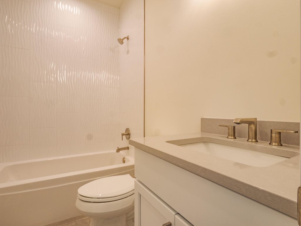 Photo of 7522 E 116th Avenue, Crown Point, IN 46307 (MLS # 831601)