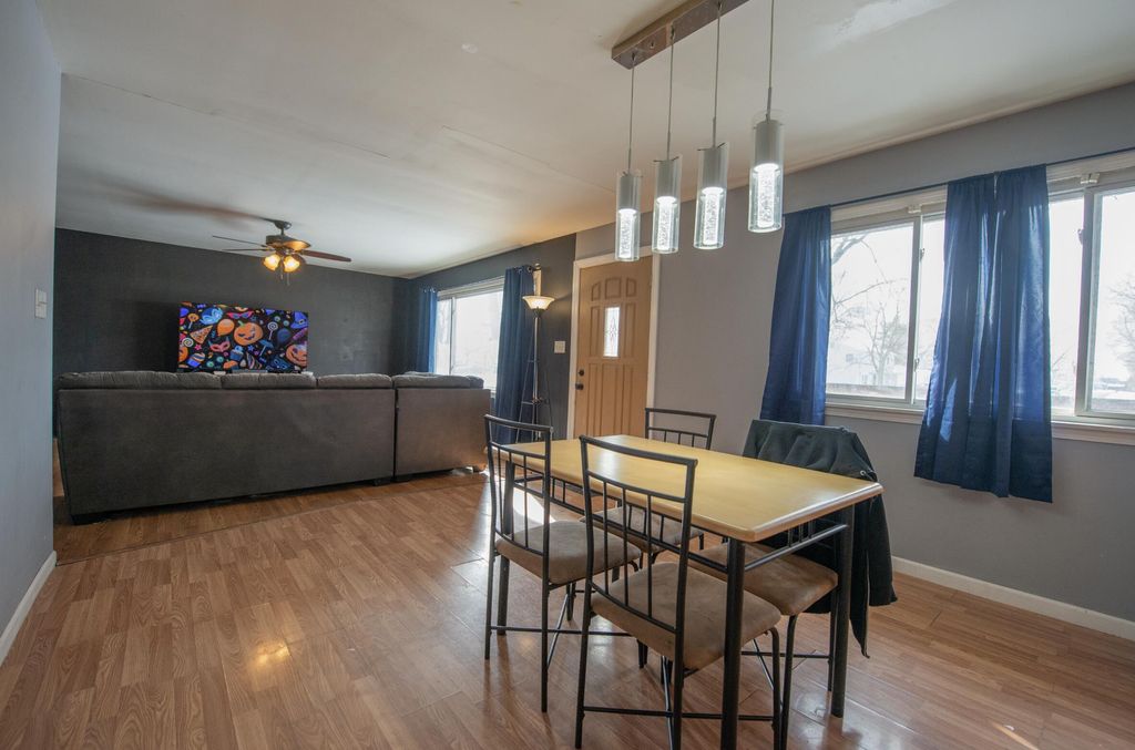 Photo of 763 Timberline Pkwy, Valparaiso, IN 46385 (MLS # 833341)