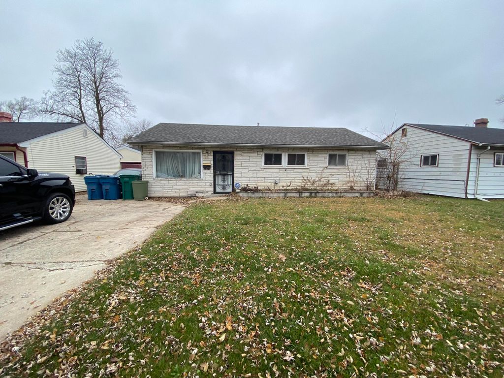 Photo of 2726 Marshalltown Drive, Gary, IN 46407 (MLS # 831454)