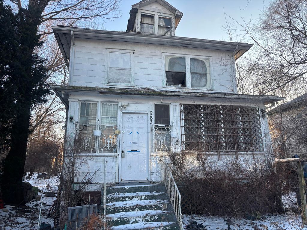 Photo of 563 Pennsylvania Street, Gary, IN 46402 (MLS # 832954)