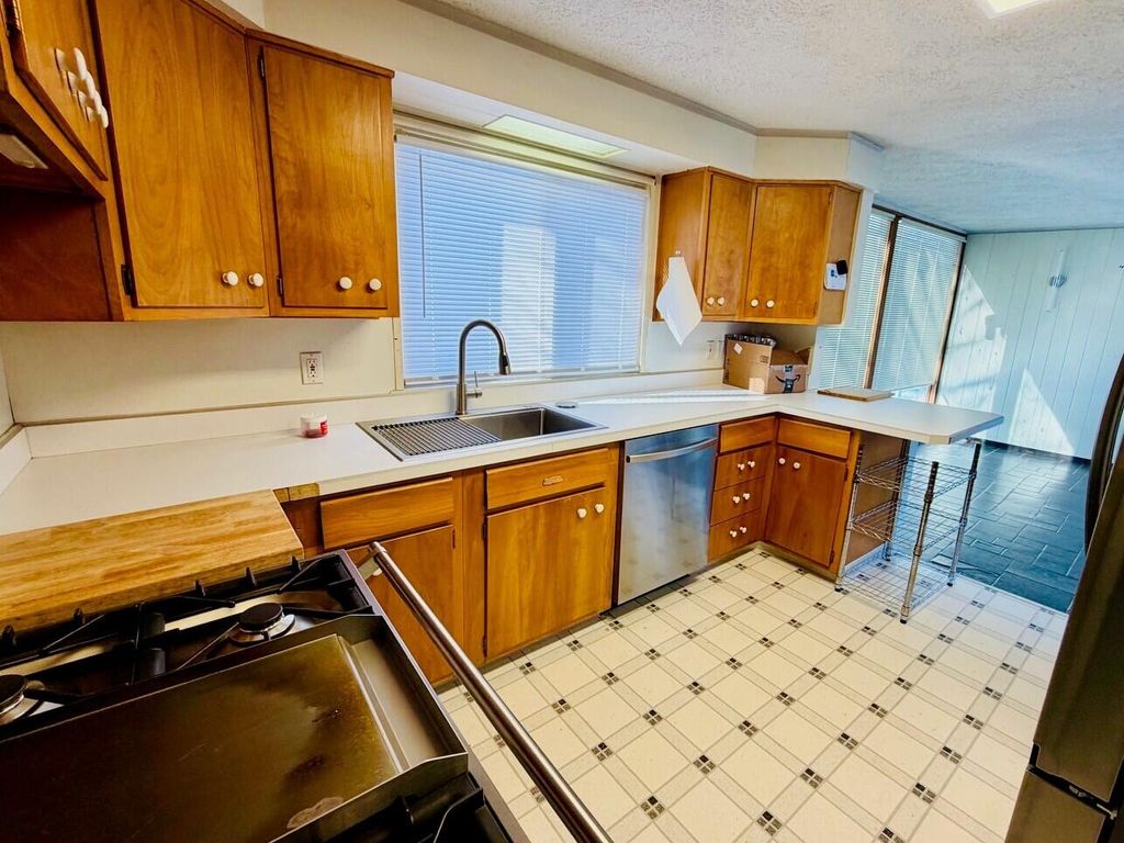 Photo of 2401 Maple Street, Michigan City, IN 46360 (MLS # 833655)