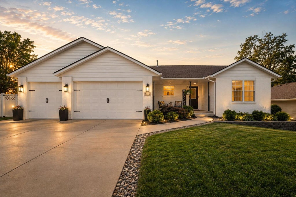 Photo of 6315 W 136th Avenue, Cedar Lake, IN 46303 (MLS # 844765)