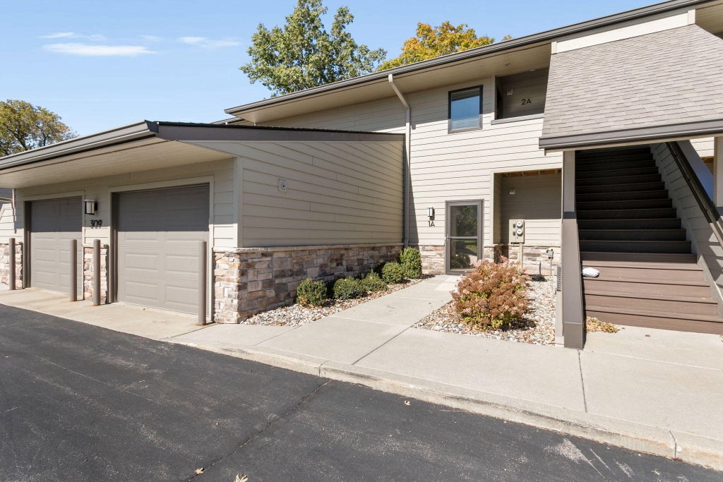 Photo of 309 Legacy Lane #1a, La Porte, IN 46350 (MLS # 847352)