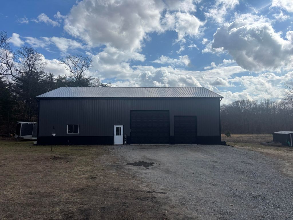 Photo of 1683 E 900 N, Lake Village, IN 46349 (MLS # 835040)