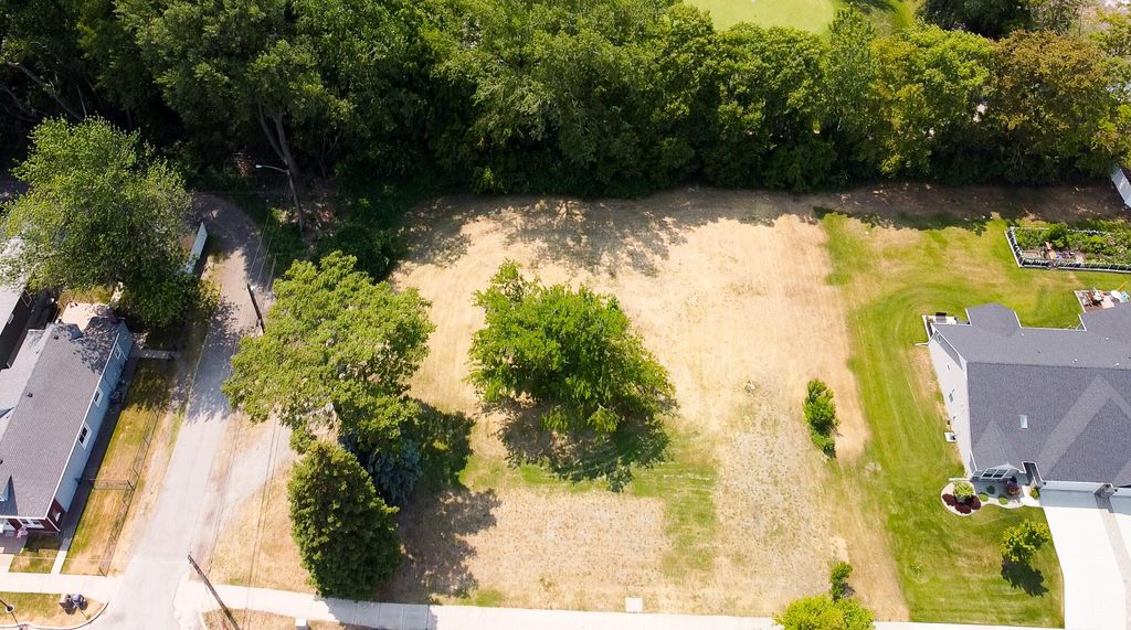 Photo of 2652 New York Avenue, Whiting, IN 46394 (MLS # 835237)