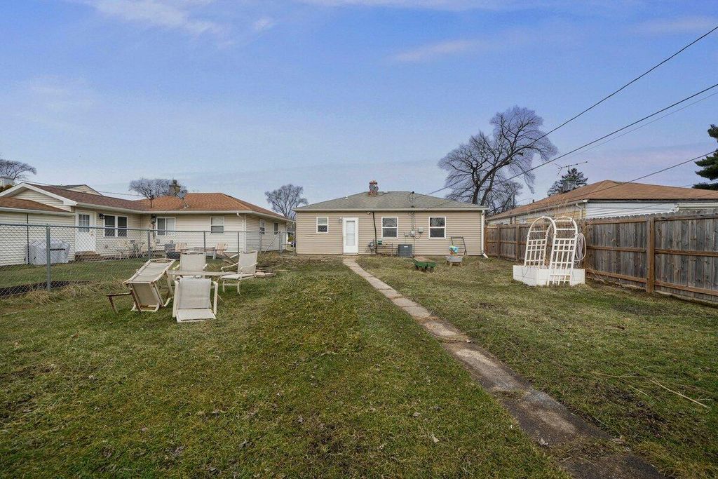 Photo of 1209 W 1st Place, Hobart, IN 46342 (MLS # 834219)