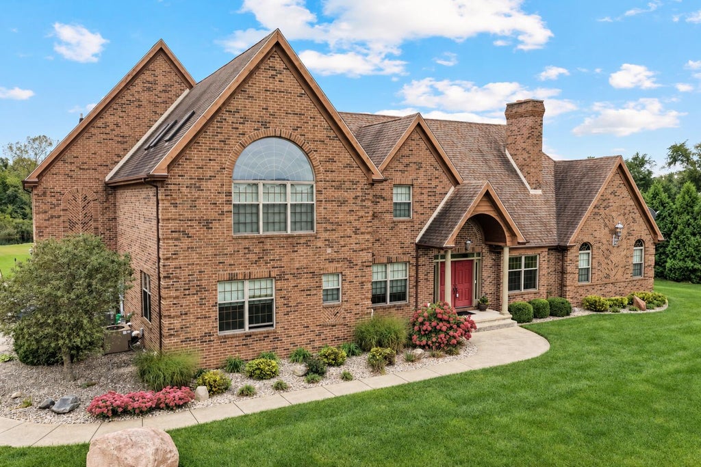 Photo of 1137 N 475 E, Chesterton, IN 46304 (MLS # 846577)