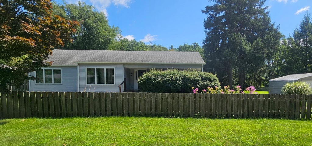 Photo of 925 Mayflower Road, La Porte, IN 46350 (MLS # 844321)