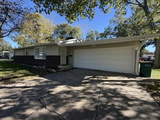 2302 SEARS ST, VALPARAISO, IN 46383 - Image b758bbda166f73fa3a756691efbbcc0e/3672238348