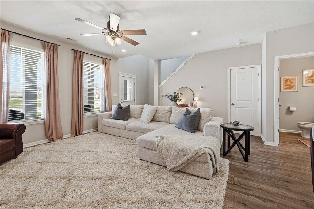 Photo of 1043 E 117th Lane, Crown Point, IN 46307 (MLS # 837212)