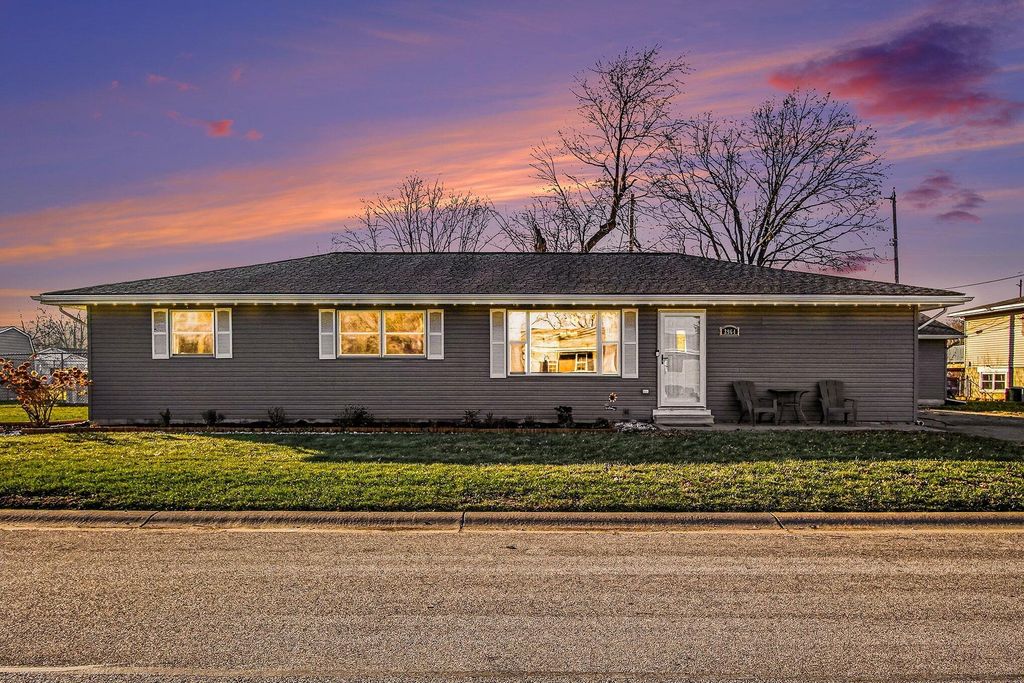 Photo of 2964 Bryant Street, Portage, IN 46368 (MLS # 832514)