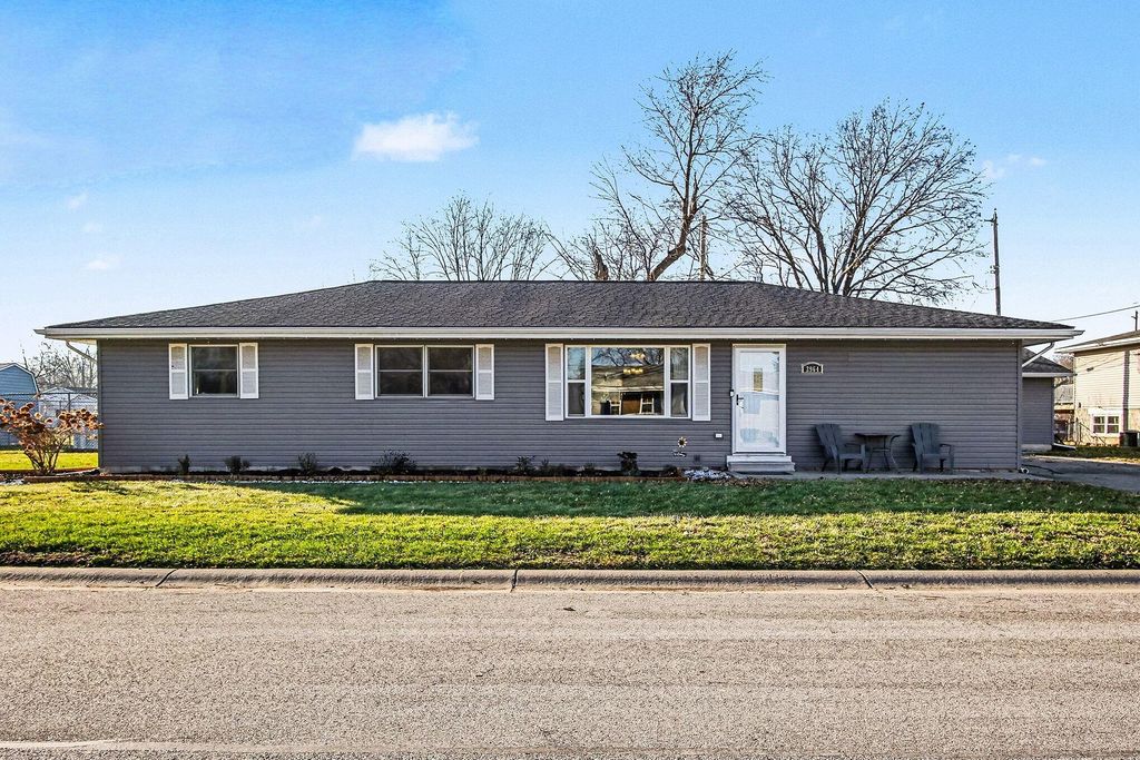 Photo of 2964 Bryant Street, Portage, IN 46368 (MLS # 832514)