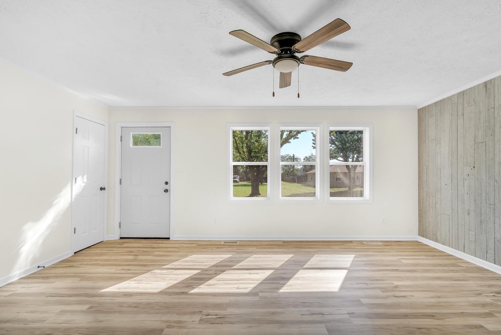 Photo of 326 S Melville Street, Rensselaer, IN 47978 (MLS # 844843)