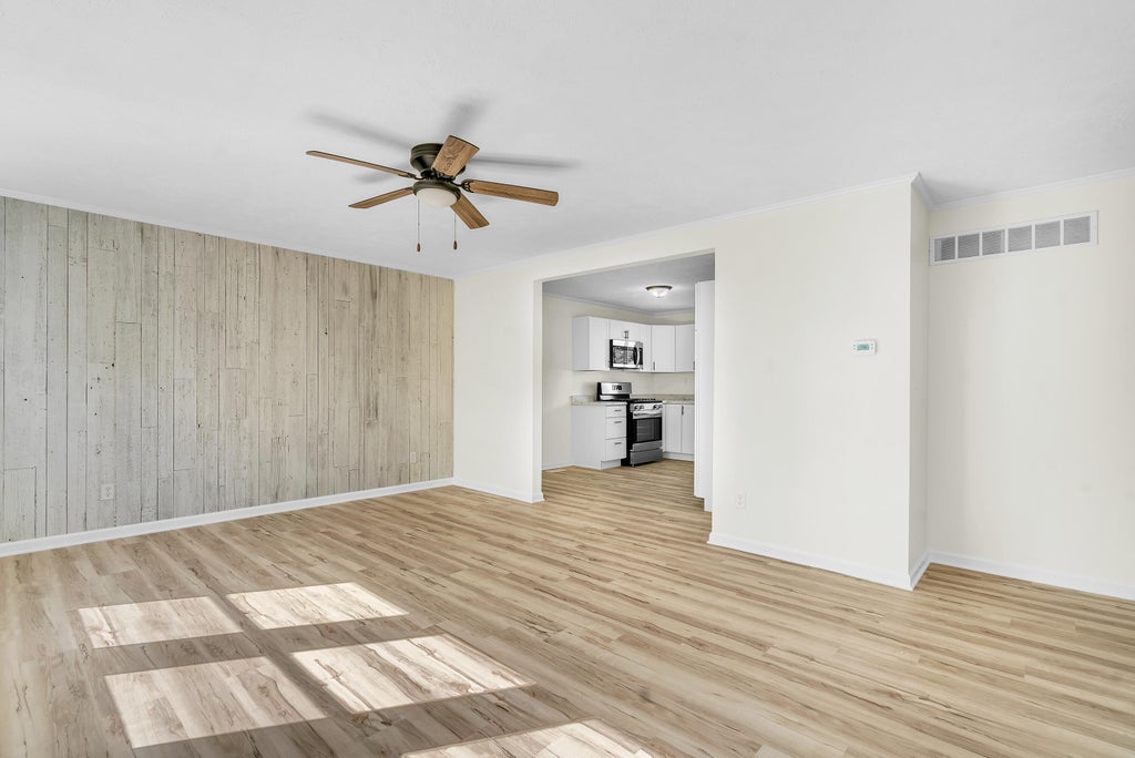 Photo of 326 S Melville Street, Rensselaer, IN 47978 (MLS # 844843)