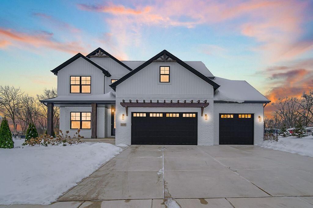 Photo of 1079 Kleven Lane, Crown Point, IN 46307 (MLS # 831712)